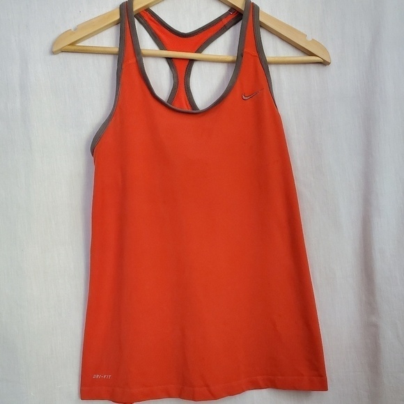 Nike - Picture 1 of 3